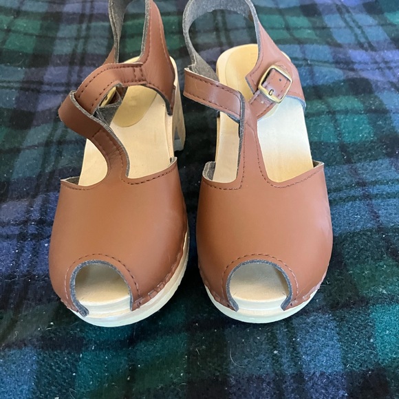 Nicora Vegan T-strap clogs 🌱 Sz 37 SOLD OUT - Picture 6 of 6